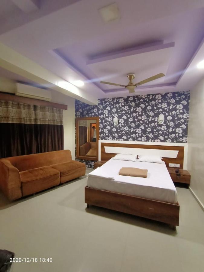 Hotel Riviera Residency Thane Luaran gambar