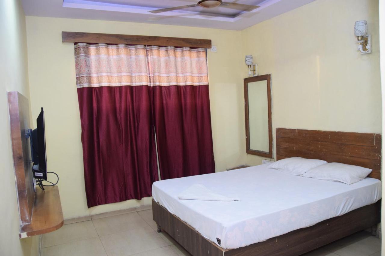 Hotel Riviera Residency Thane Luaran gambar