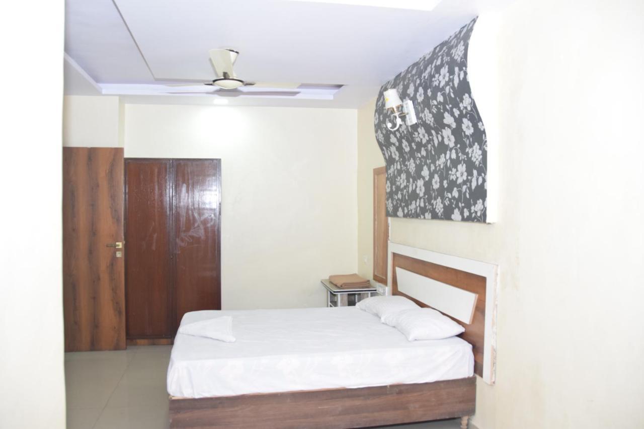 Hotel Riviera Residency Thane Luaran gambar