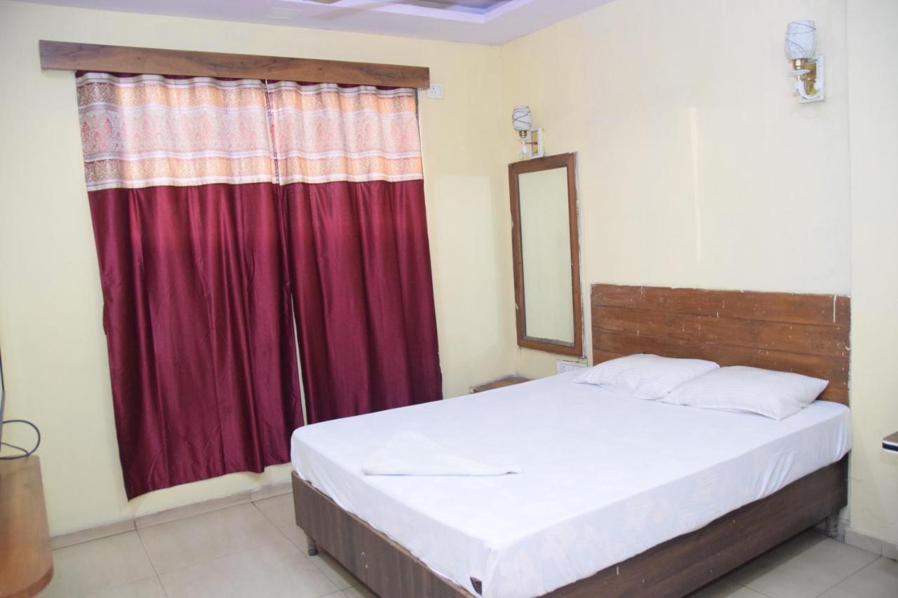 Hotel Riviera Residency Thane Luaran gambar