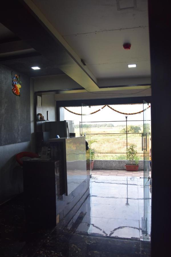 Hotel Riviera Residency Thane Luaran gambar