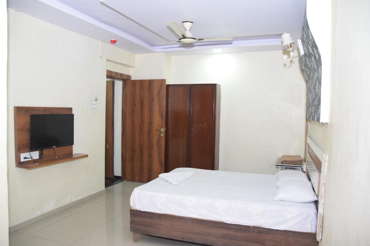 Hotel Riviera Residency Thane Luaran gambar