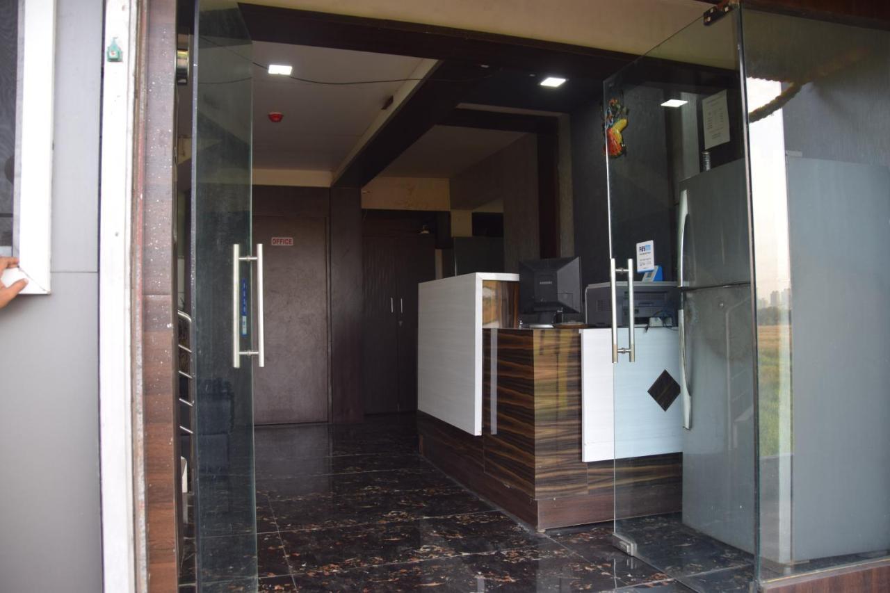 Hotel Riviera Residency Thane Luaran gambar