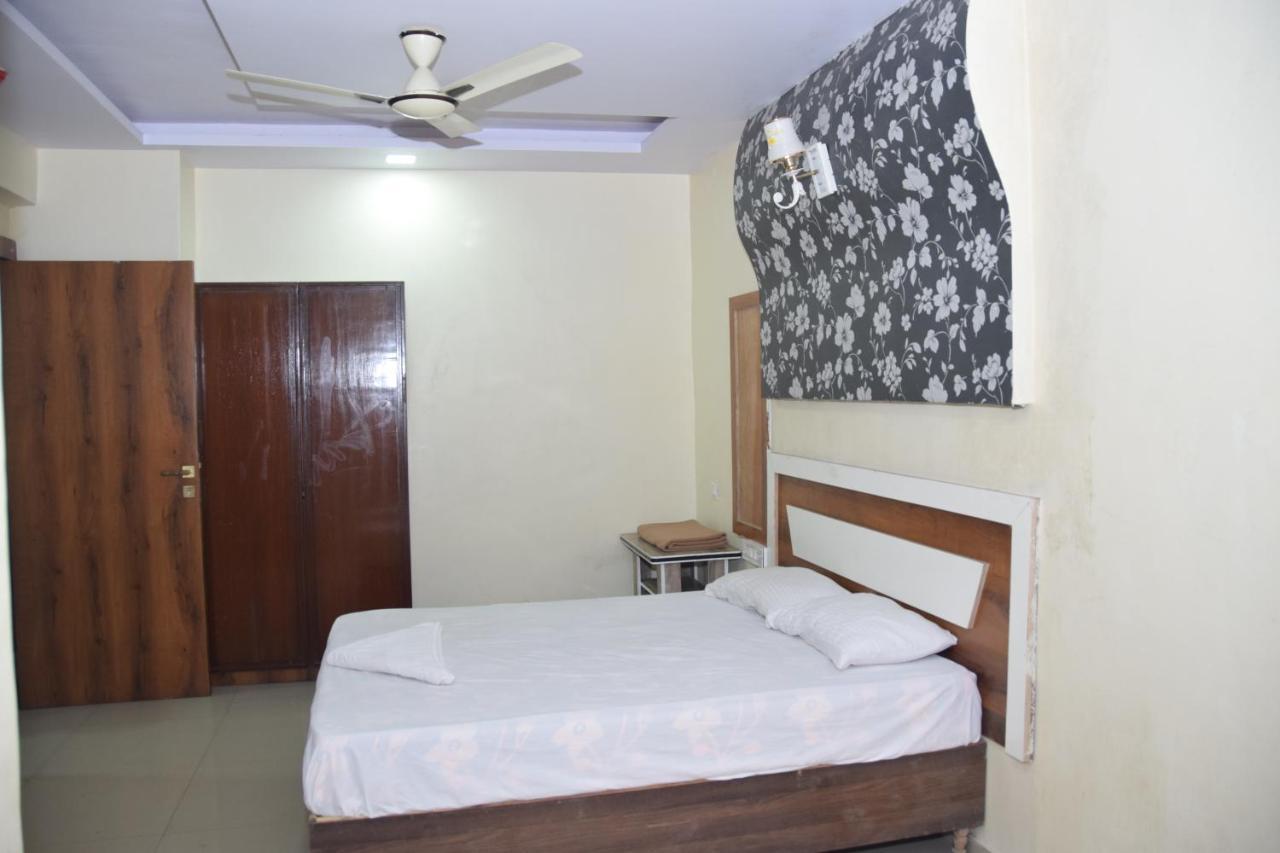 Hotel Riviera Residency Thane Luaran gambar