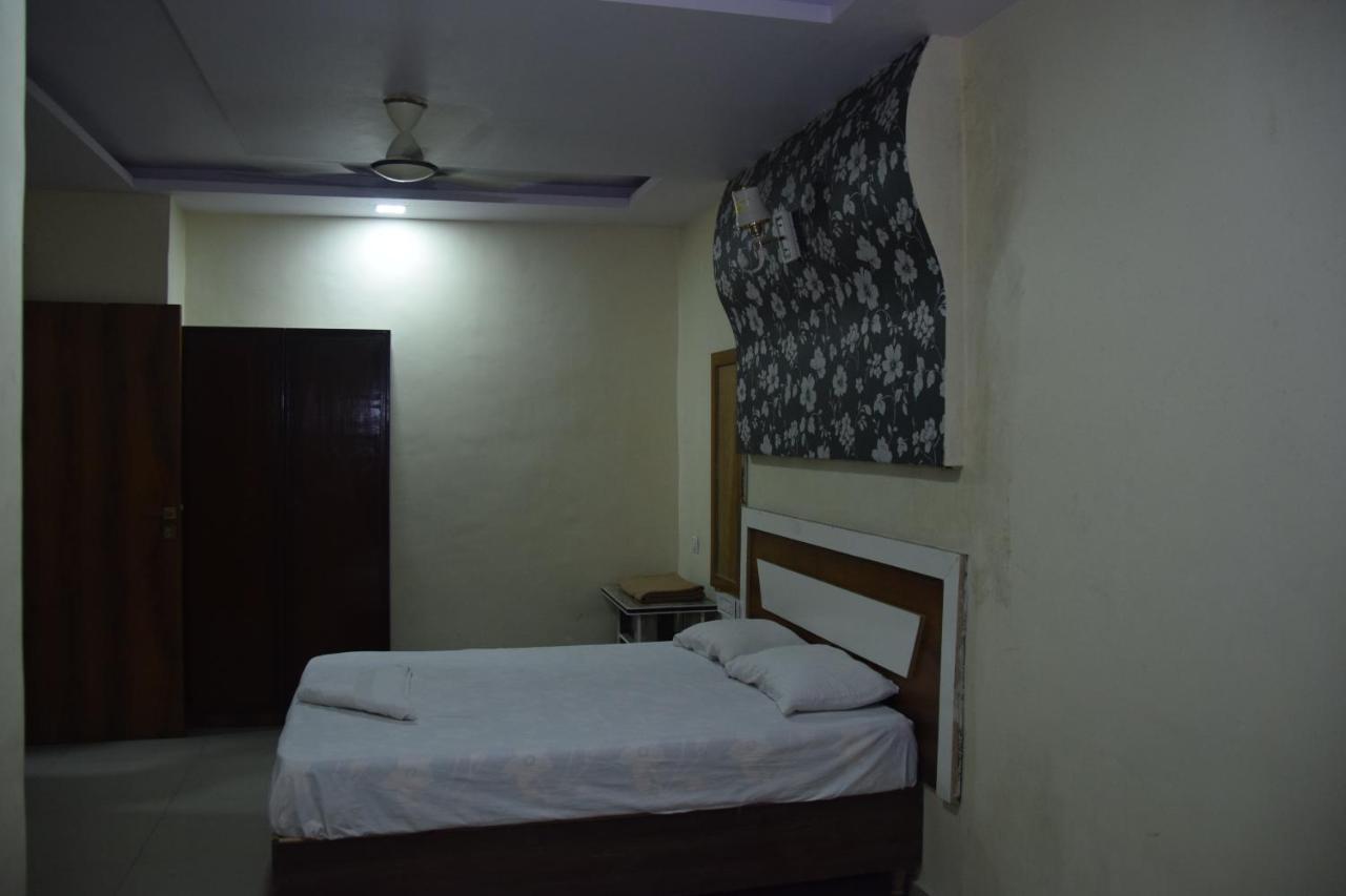 Hotel Riviera Residency Thane Luaran gambar