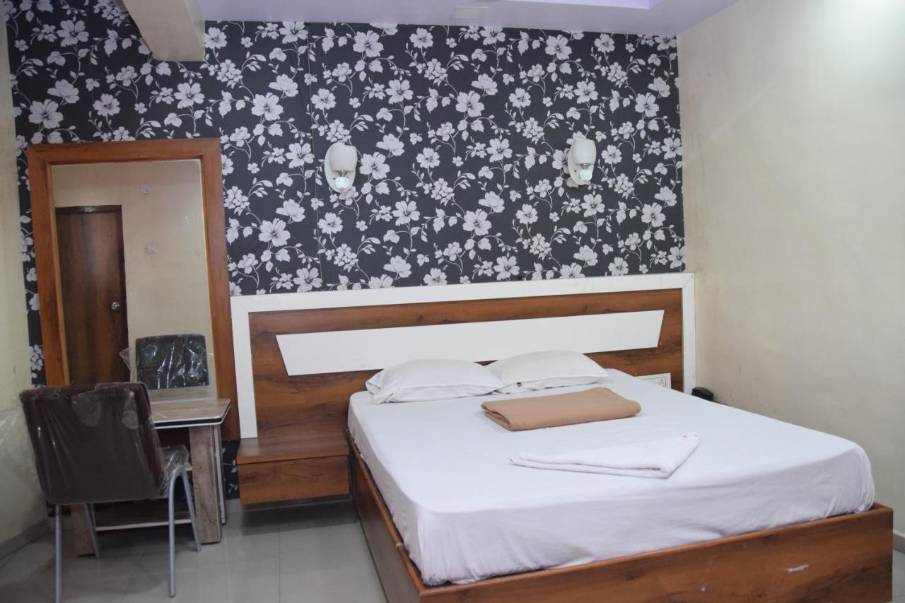 Hotel Riviera Residency Thane Luaran gambar